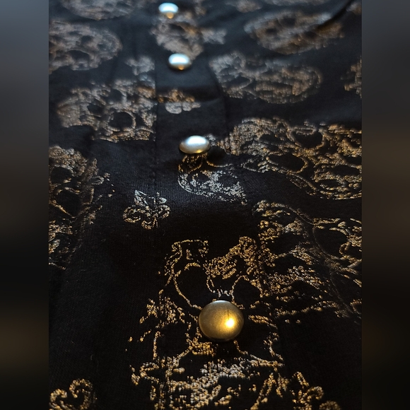 Skull Top w/Snaps - Picture 4 of 7